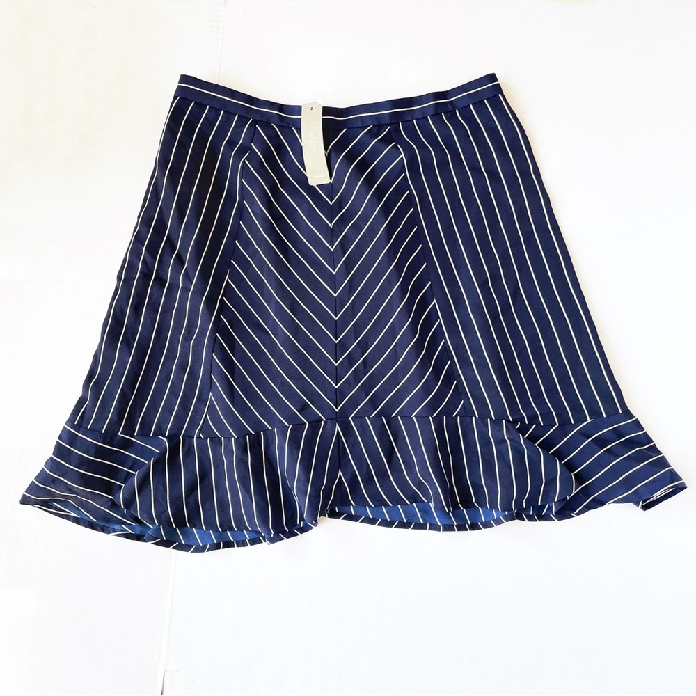 J.Crew size navy pinstripe skirt small 6 NWT